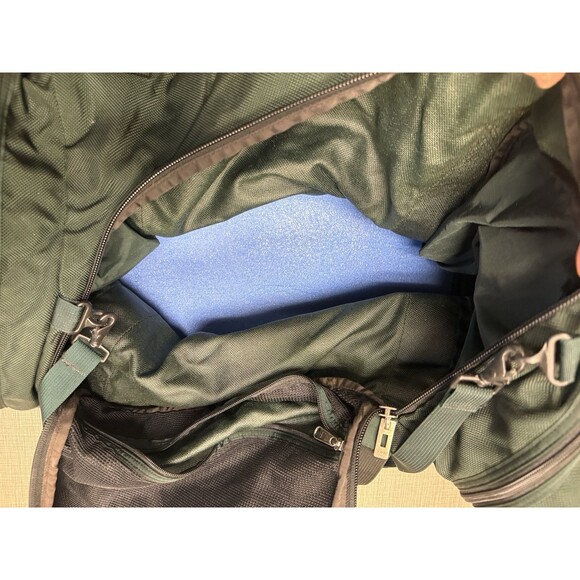 Vintage patagonia 90’s 2 Way Camping Large Duffle Bag Green Shoulder Hand - Picture 3 of 7